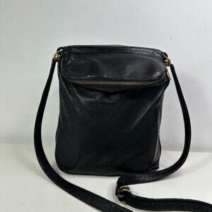 Johnny Farah Womens Leather Messenger Adjustable Strap Crossbody Zip Bag Black